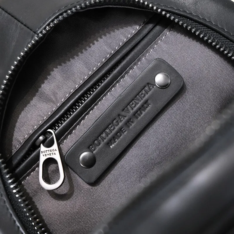 All categories 💚 Top version men’s bags 💚 BV 2024 new BV chest bag